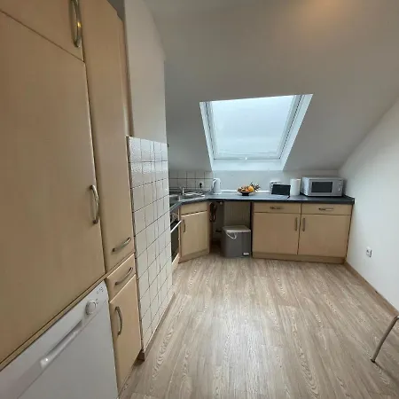 Grosszuegige Ferienwohnung Am Stadtrand Von 公寓 *