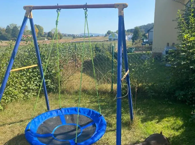 Grosszuegige Am Stadtrand Von *