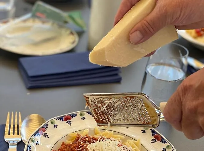 Grosszuegige Am Stadtrand Von *