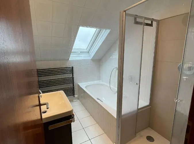 Grosszuegige Am Stadtrand Von Fulda